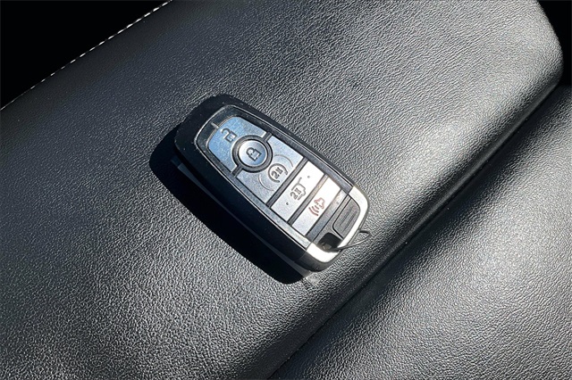 2021 Ford Explorer XLT - Photo 11