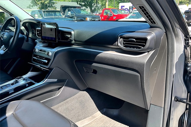 2021 Ford Explorer XLT - Photo 17