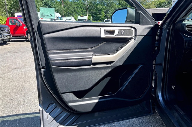 2021 Ford Explorer XLT - Photo 19