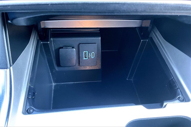 2021 Ford Explorer XLT - Photo 28