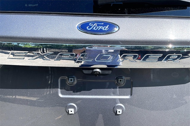 2021 Ford Explorer XLT - Photo 8