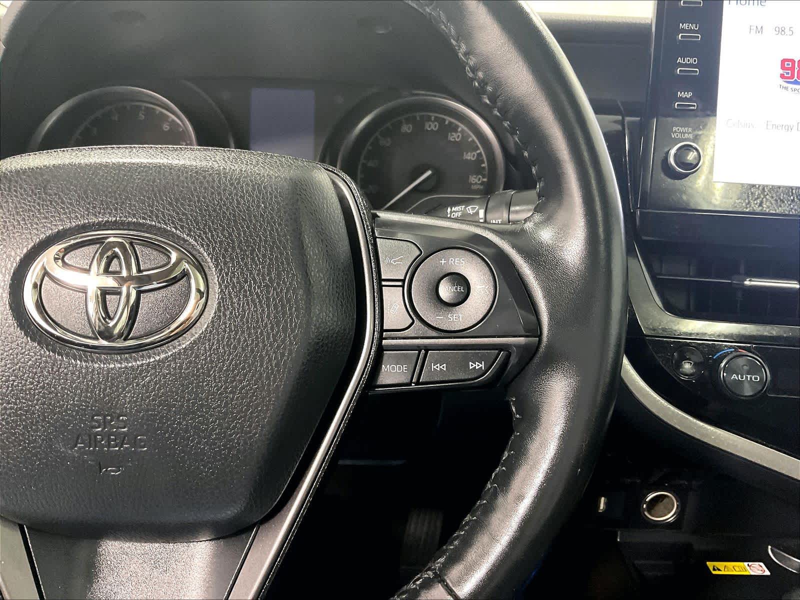2023 Toyota Camry SE - Photo 24