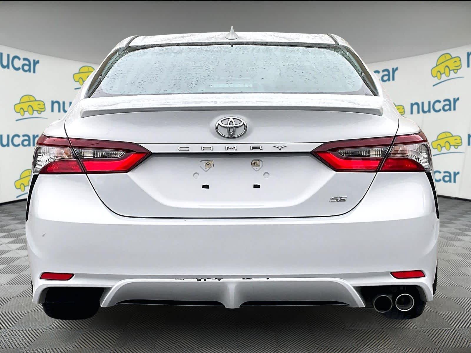 2023 Toyota Camry SE - Photo 5