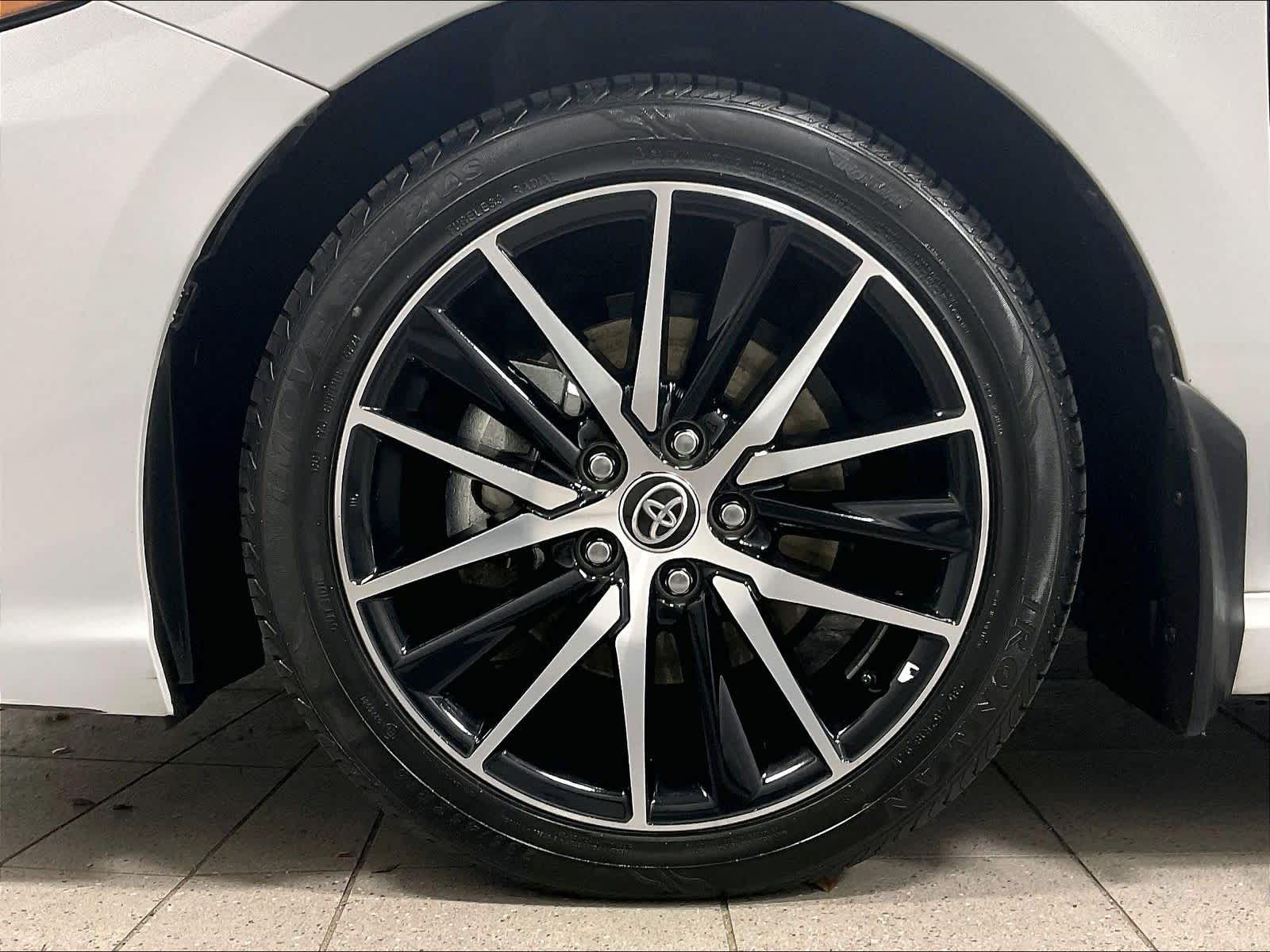 2023 Toyota Camry SE - Photo 7