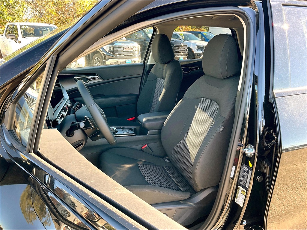2026 Kia Sportage Hybrid  - Photo 11