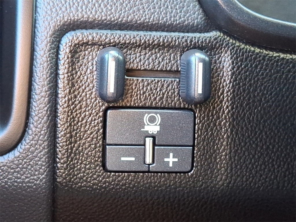 2020 Chevrolet Colorado ZR2 - Photo 24
