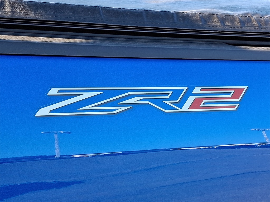 2020 Chevrolet Colorado ZR2 - Photo 30