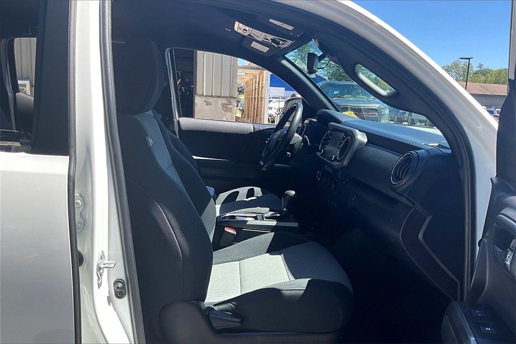2023 Toyota Tacoma TRD Off-Road - Photo 14