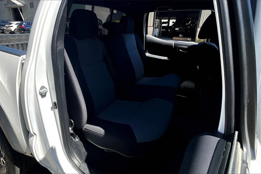 2023 Toyota Tacoma TRD Off-Road - Photo 16