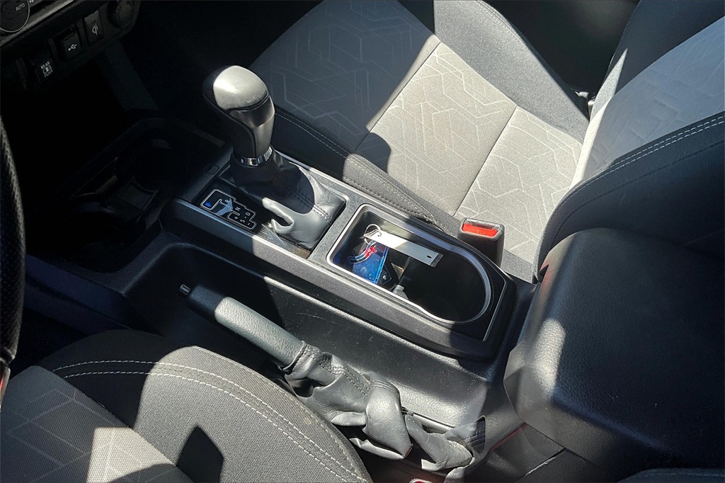 2023 Toyota Tacoma TRD Off-Road - Photo 20