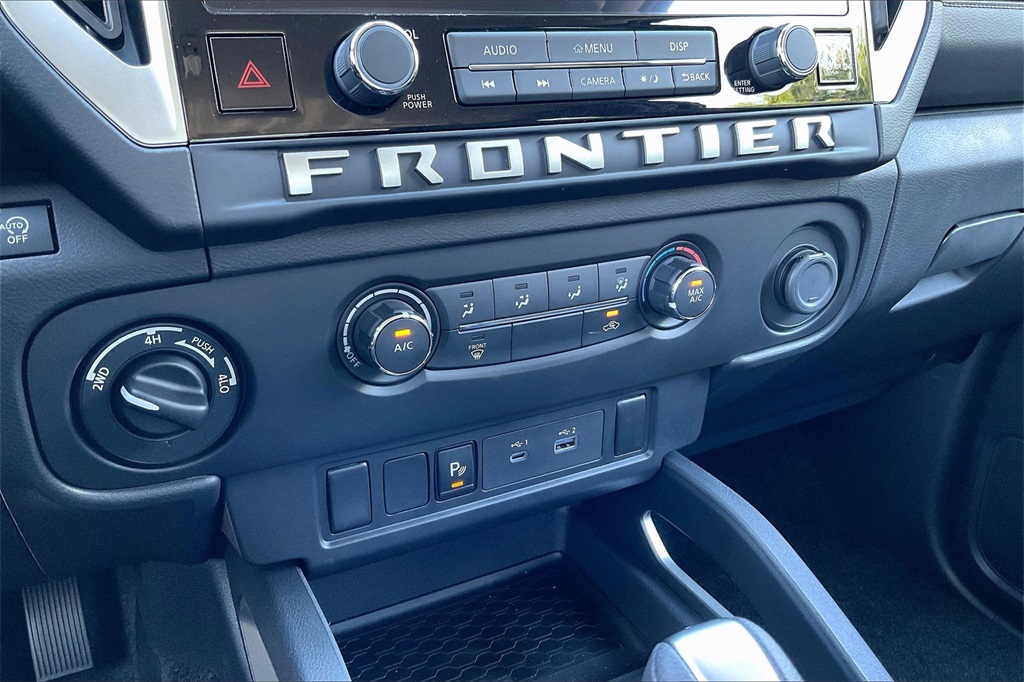 2025 Nissan Frontier SV - Photo 12