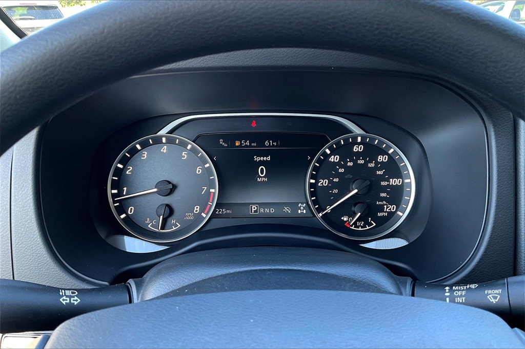 2025 Nissan Frontier SV - Photo 15