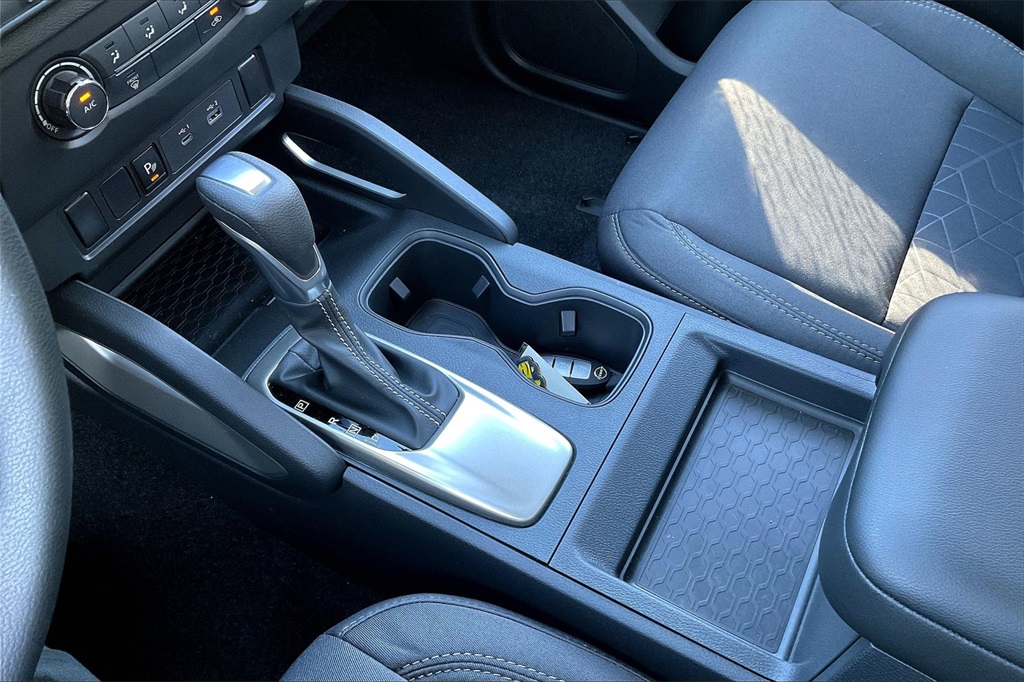 2025 Nissan Frontier SV - Photo 20