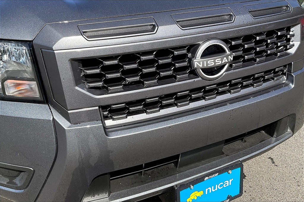 2025 Nissan Frontier SV - Photo 31