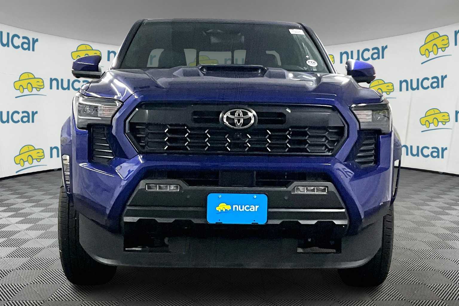 2025 Toyota Tacoma TRD Sport Hybrid - Photo 3