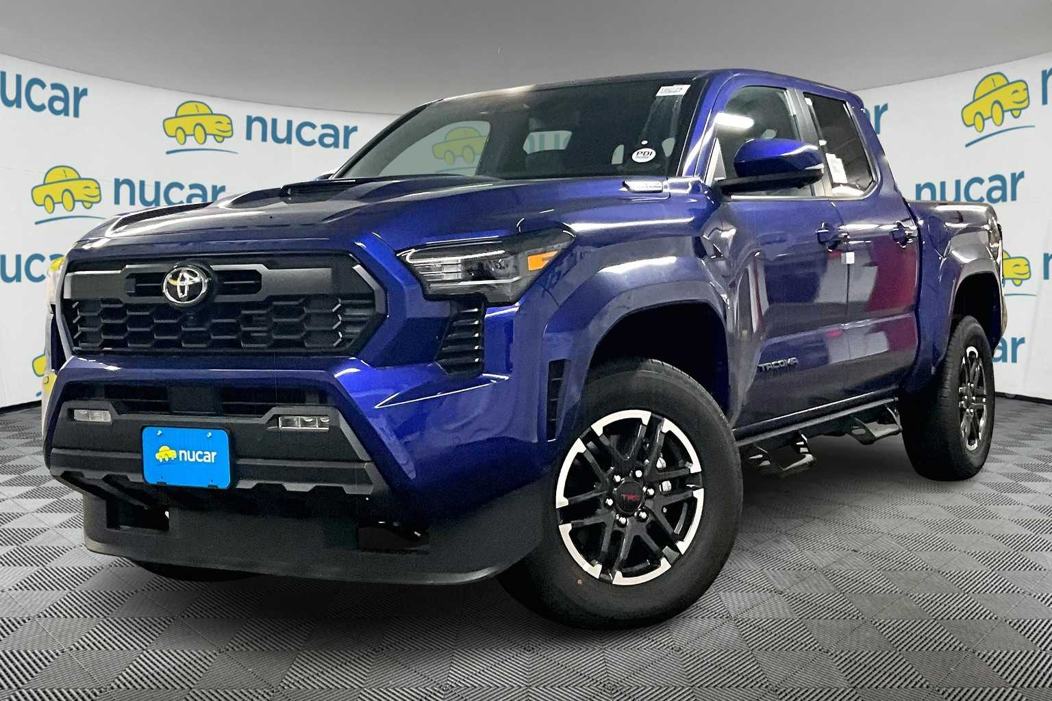 2025 Toyota Tacoma TRD Sport Hybrid - Photo 4
