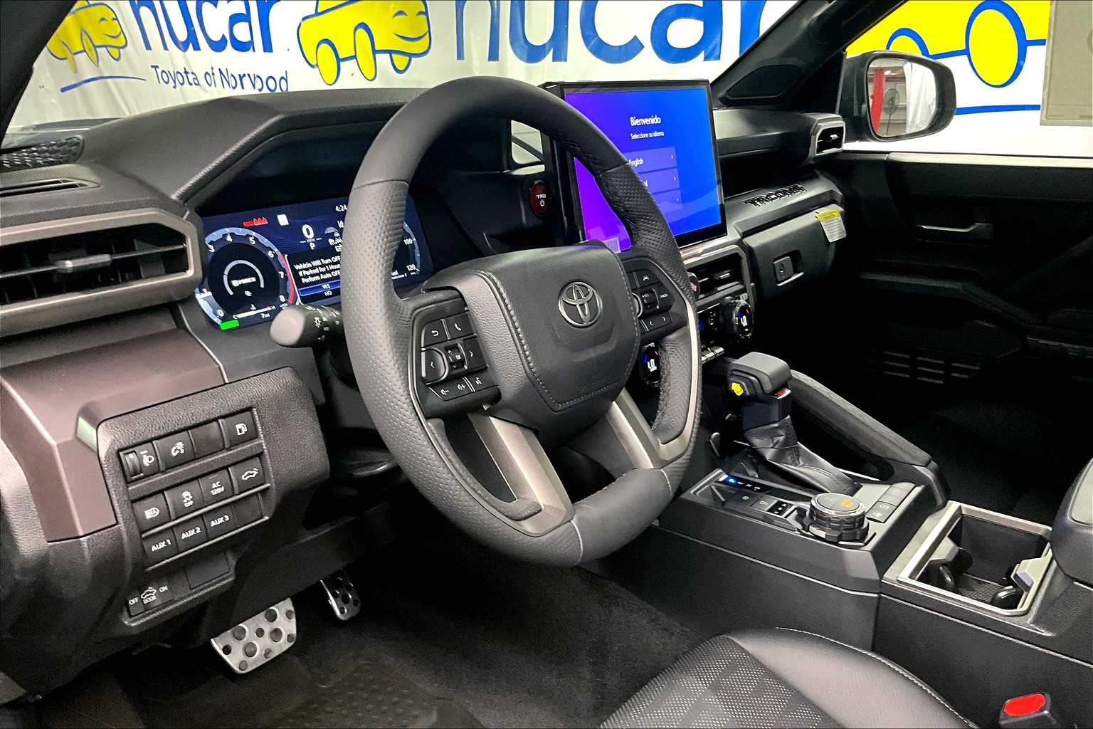 2025 Toyota Tacoma TRD Sport Hybrid - Photo 9