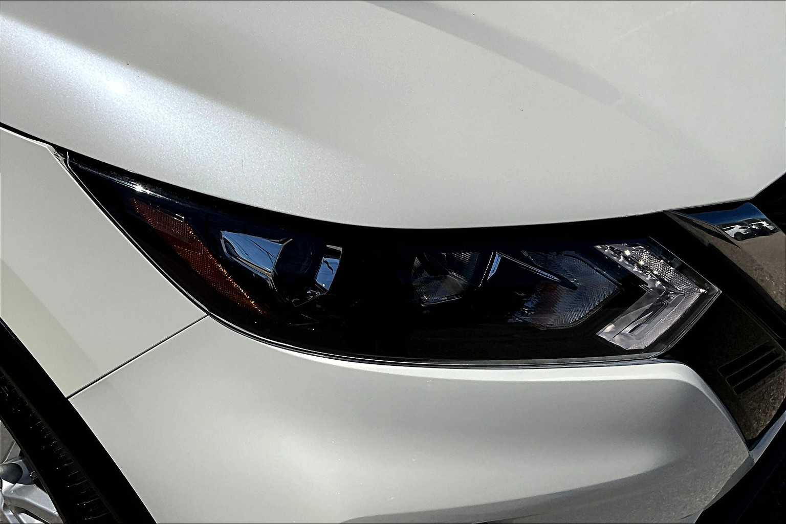 2022 Nissan Rogue Sport SV - Photo 31