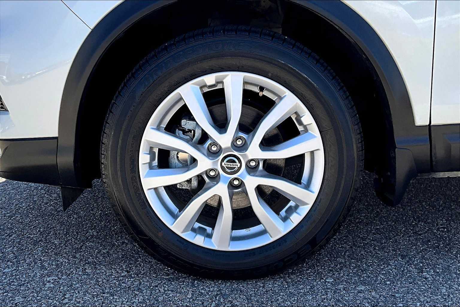 2022 Nissan Rogue Sport SV - Photo 7