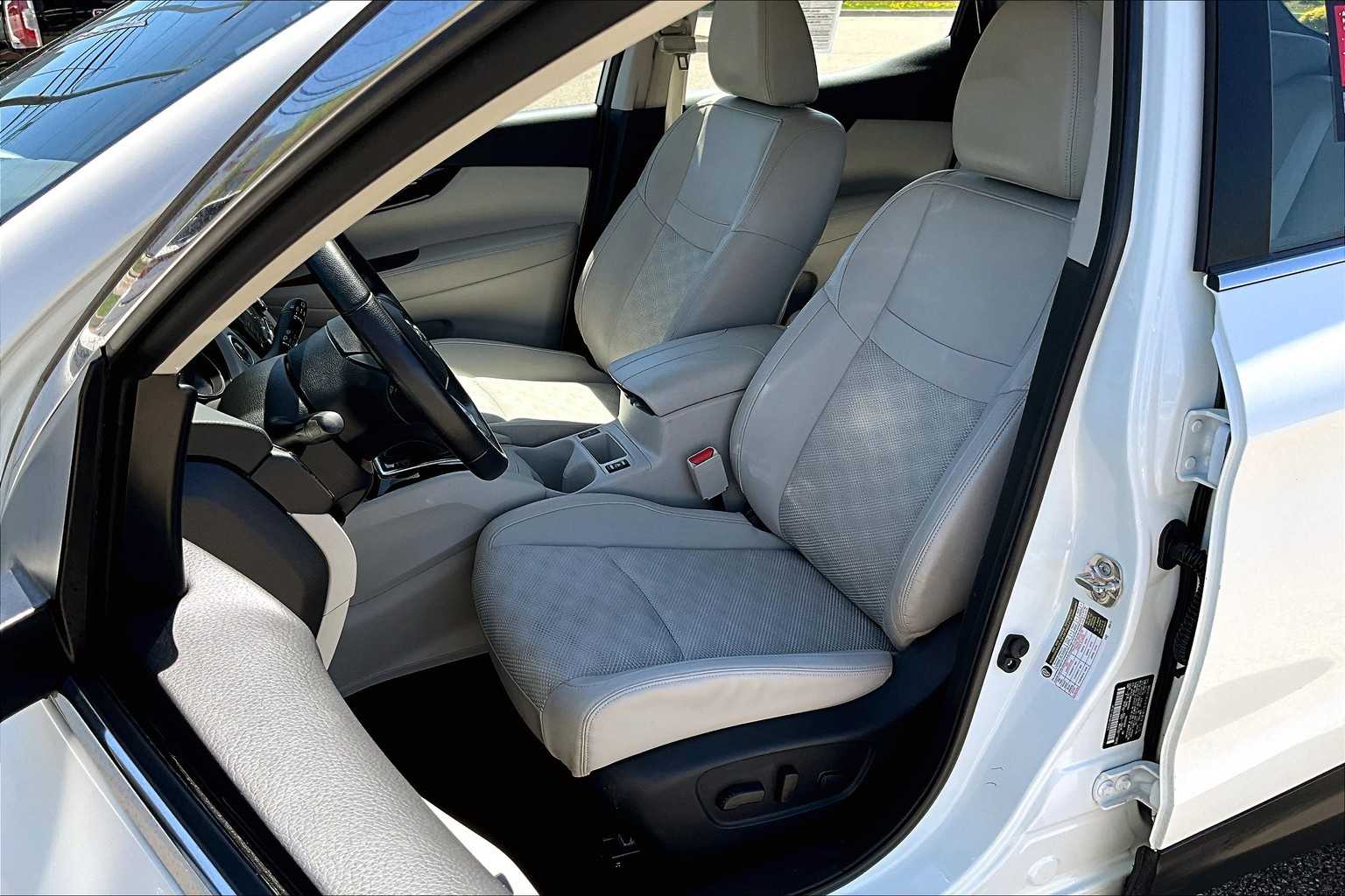 2022 Nissan Rogue Sport SV - Photo 10