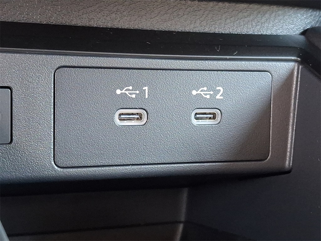 2025 Nissan Kicks SV - Photo 17