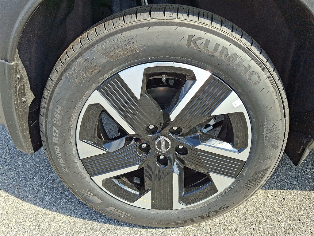 2025 Nissan Kicks SV - Photo 5