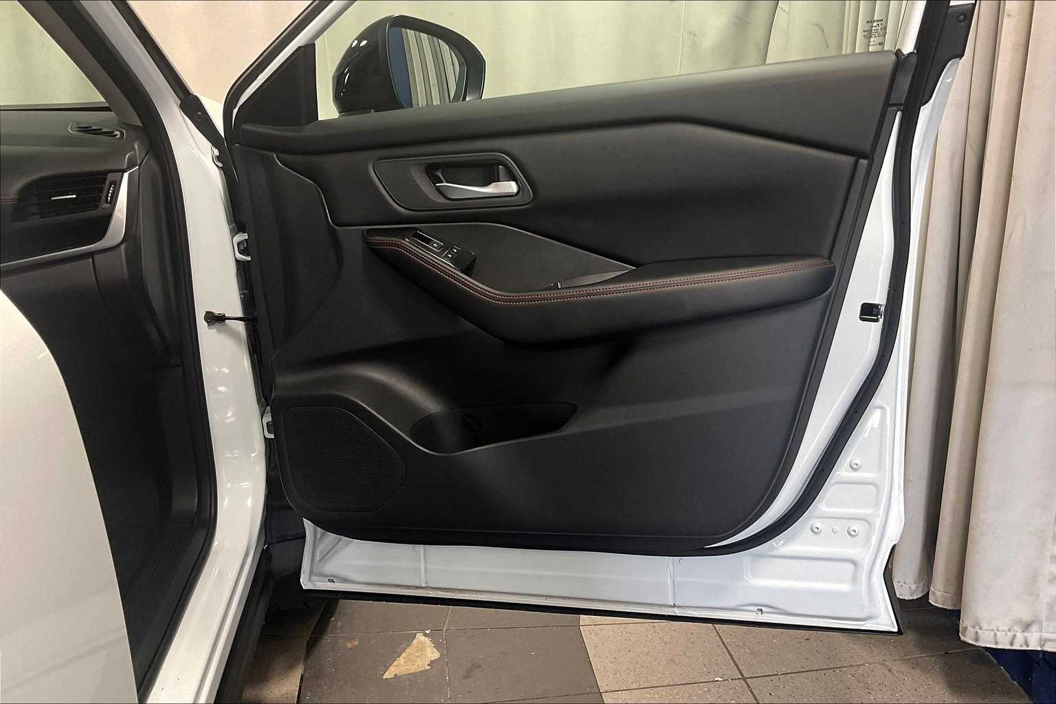 2025 Nissan Rogue Rock Creek - Photo 12
