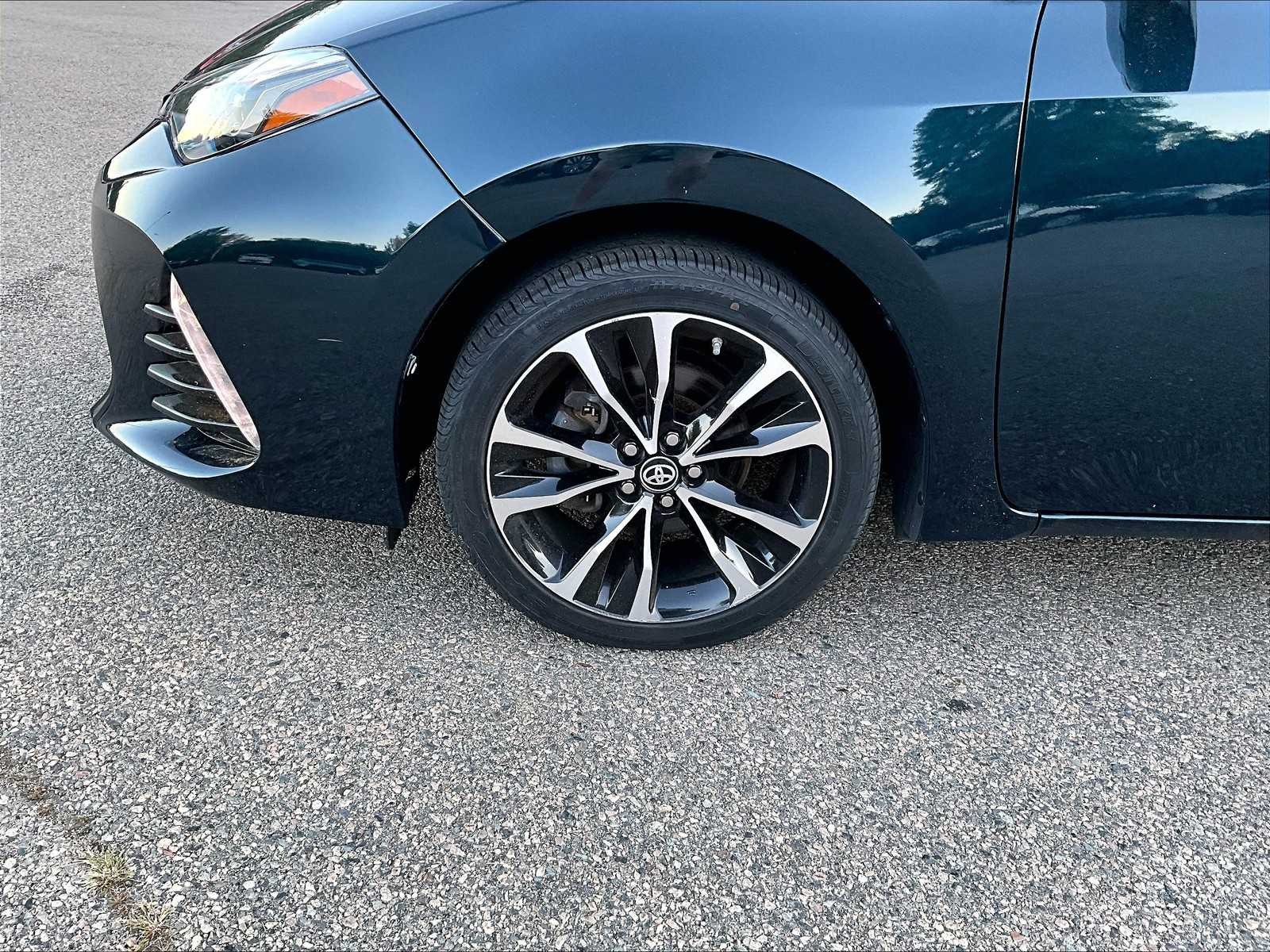 2018 Toyota Corolla XSE - Photo 4