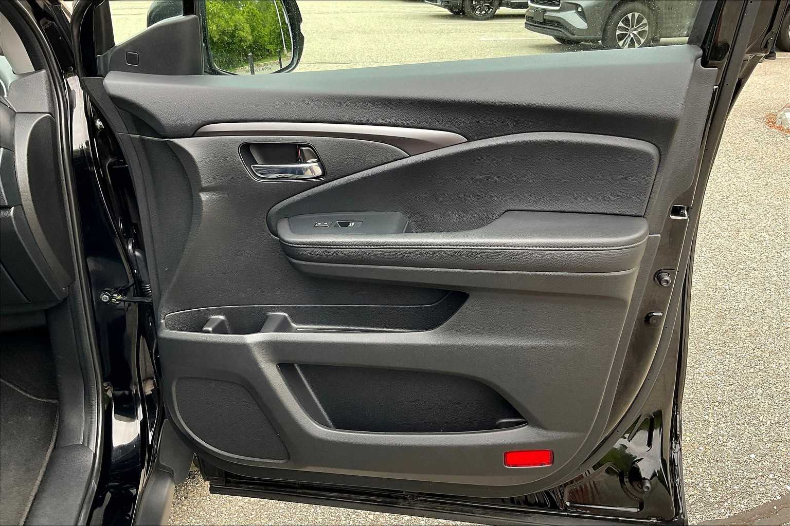 2022 Honda Pilot Special Edition - Photo 12