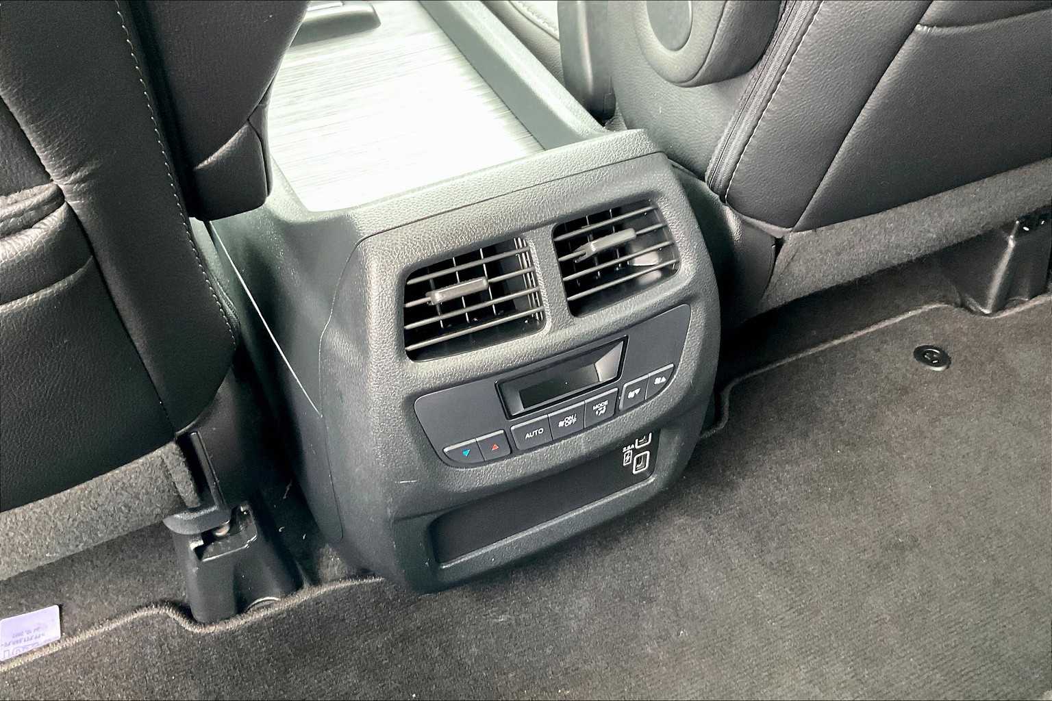 2022 Honda Pilot Special Edition - Photo 28