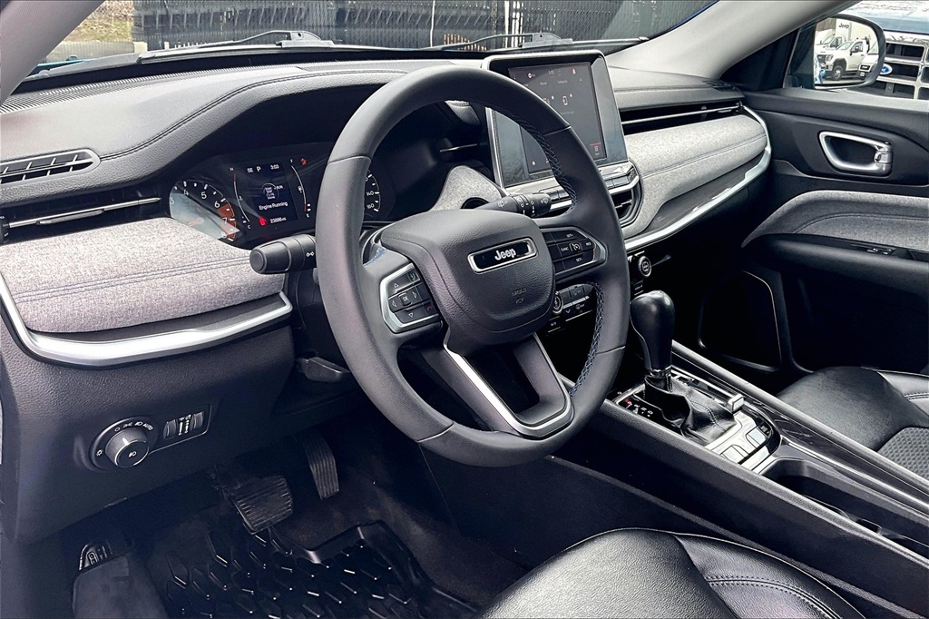 2022 Jeep Compass Latitude - Photo 14