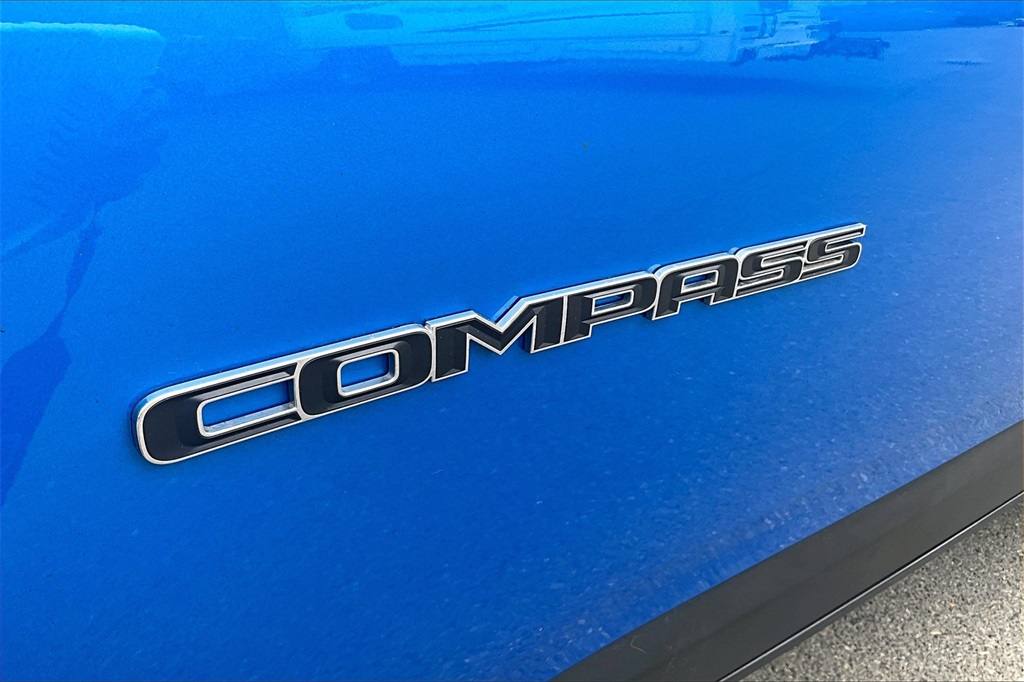 2022 Jeep Compass Latitude - Photo 8