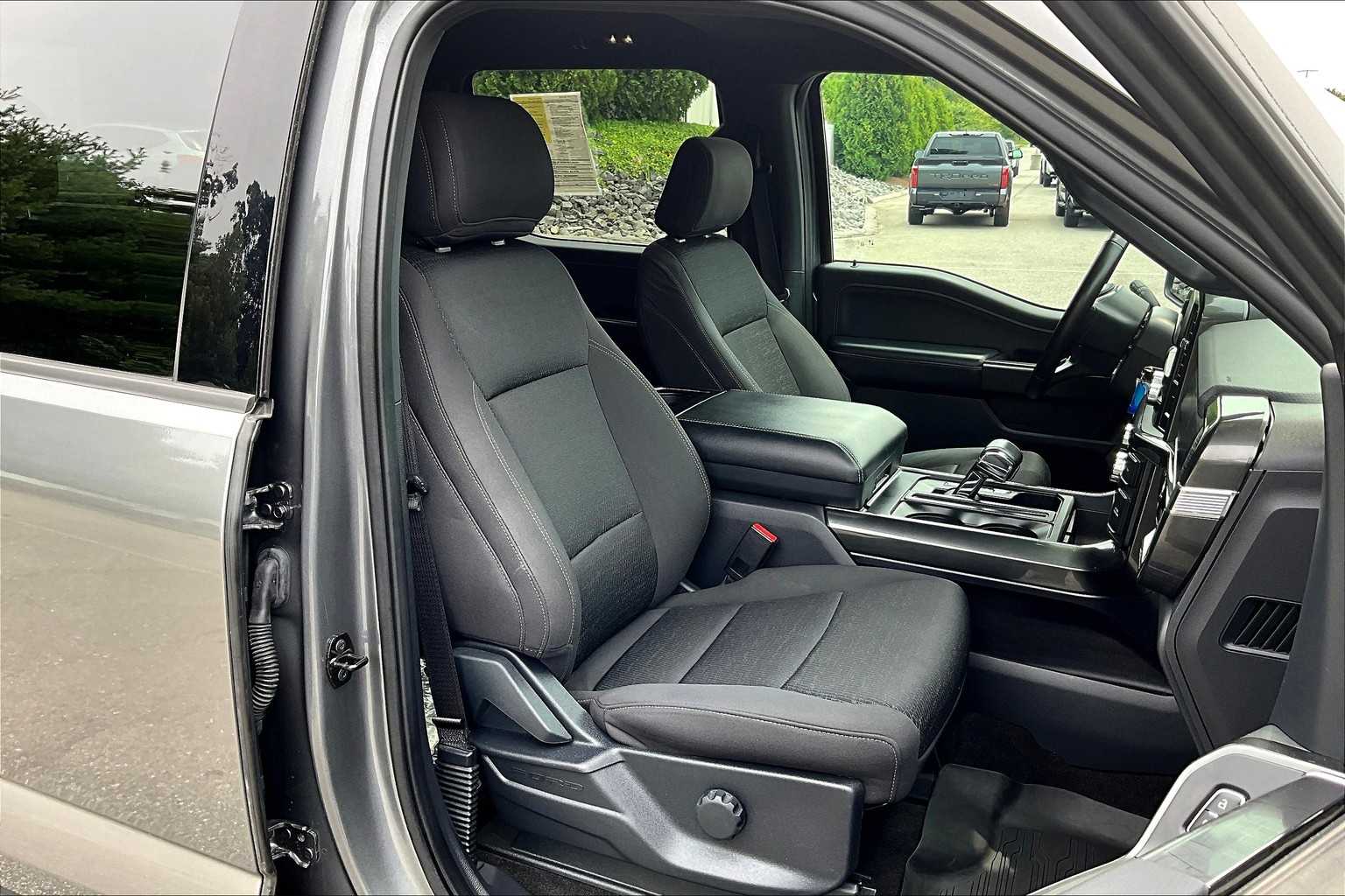 2021 Ford F-150 XLT - Photo 11