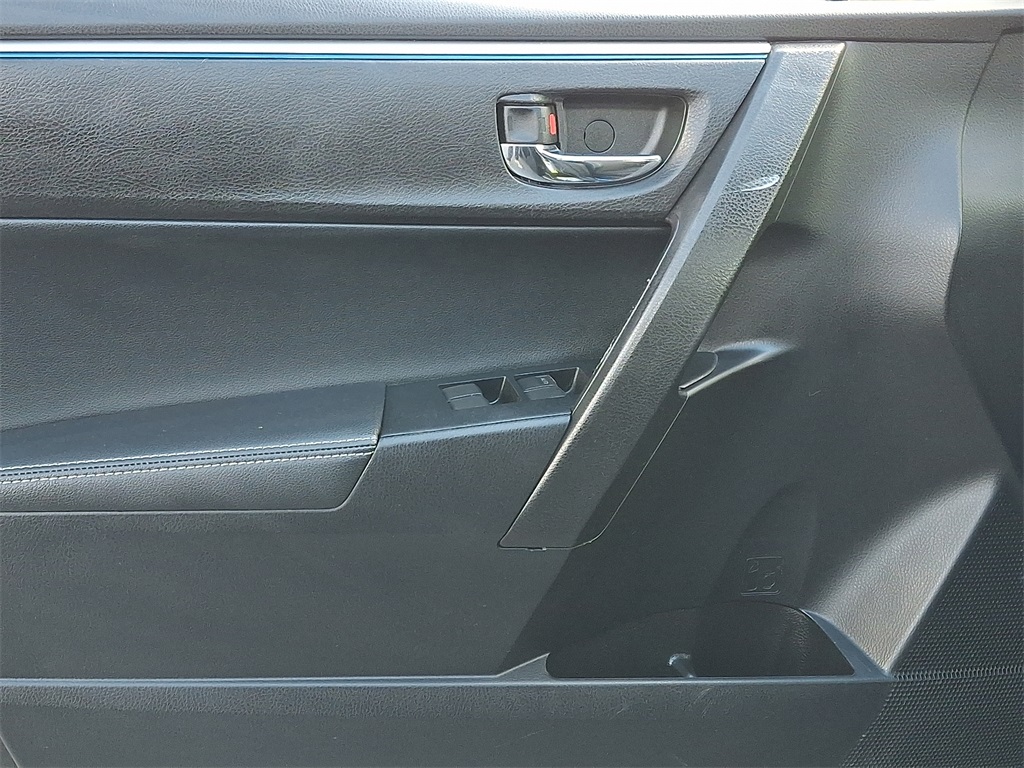 2016 Toyota Corolla S Plus - Photo 13