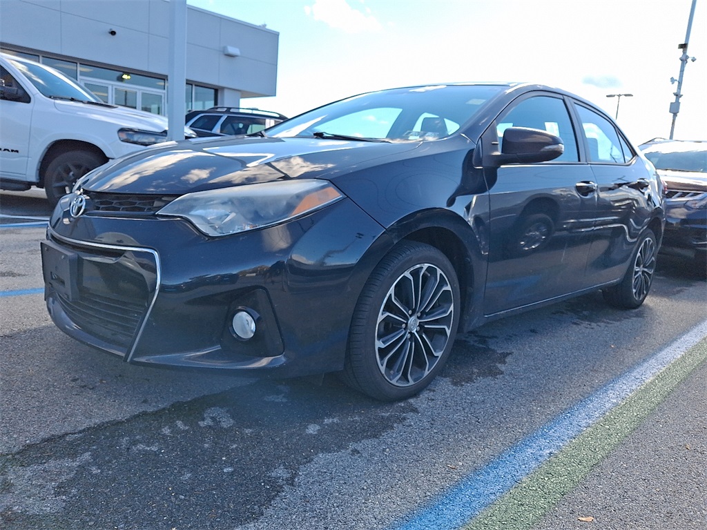 2016 Toyota Corolla S Plus - Photo 2