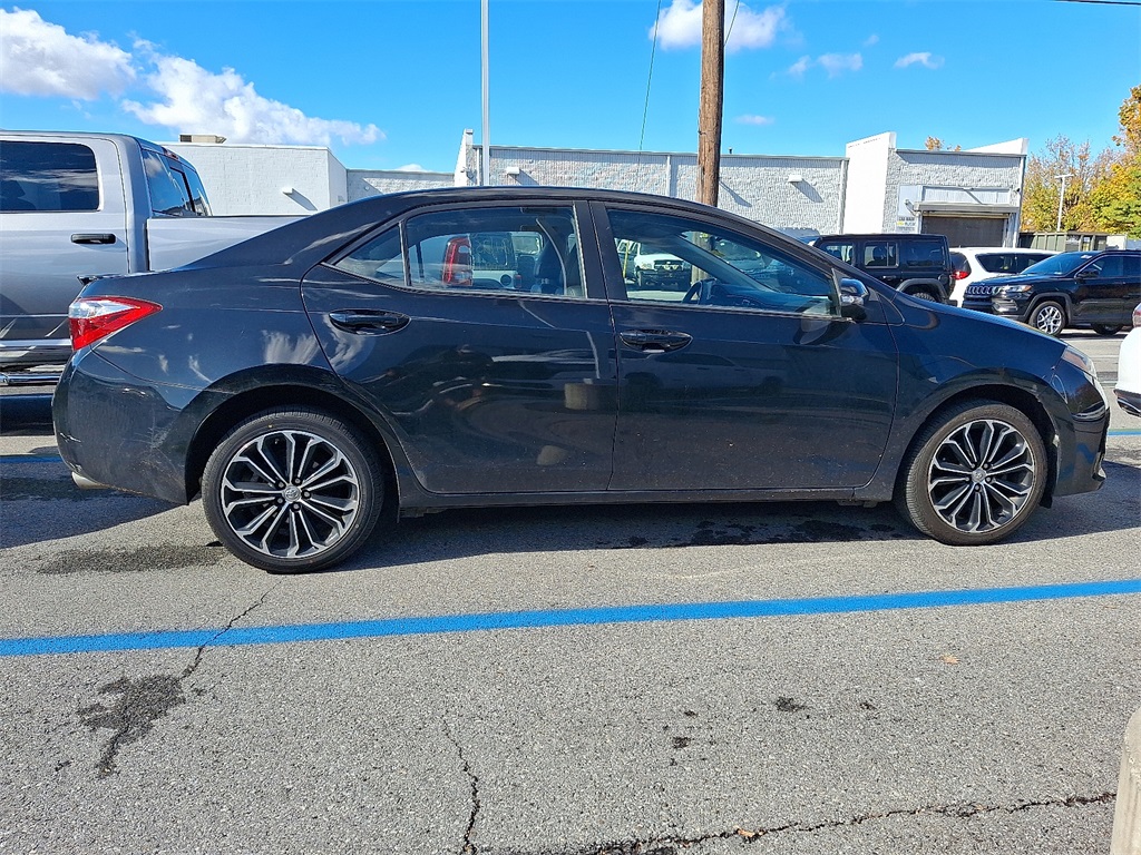 2016 Toyota Corolla S Plus - Photo 5
