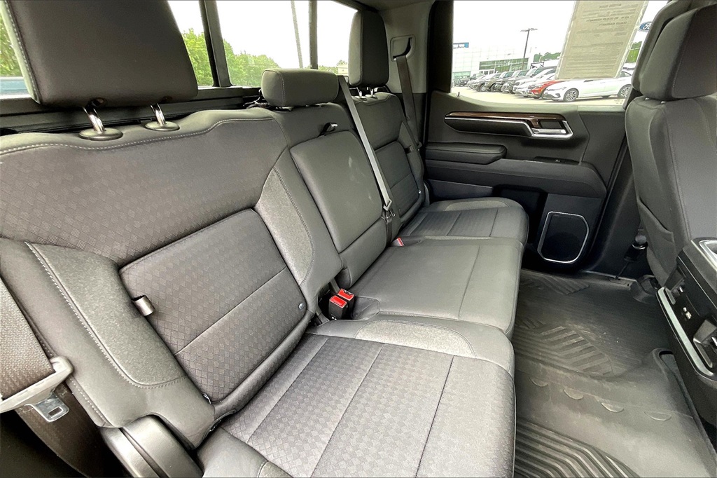 2023 Chevrolet Silverado 1500 RST - Photo 15