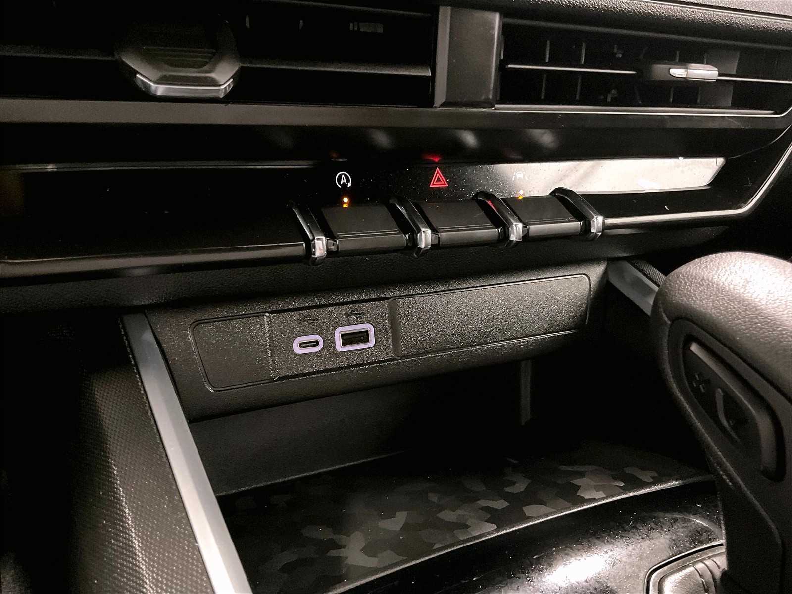 2024 Chevrolet Colorado 4WD Trail Boss - Photo 25
