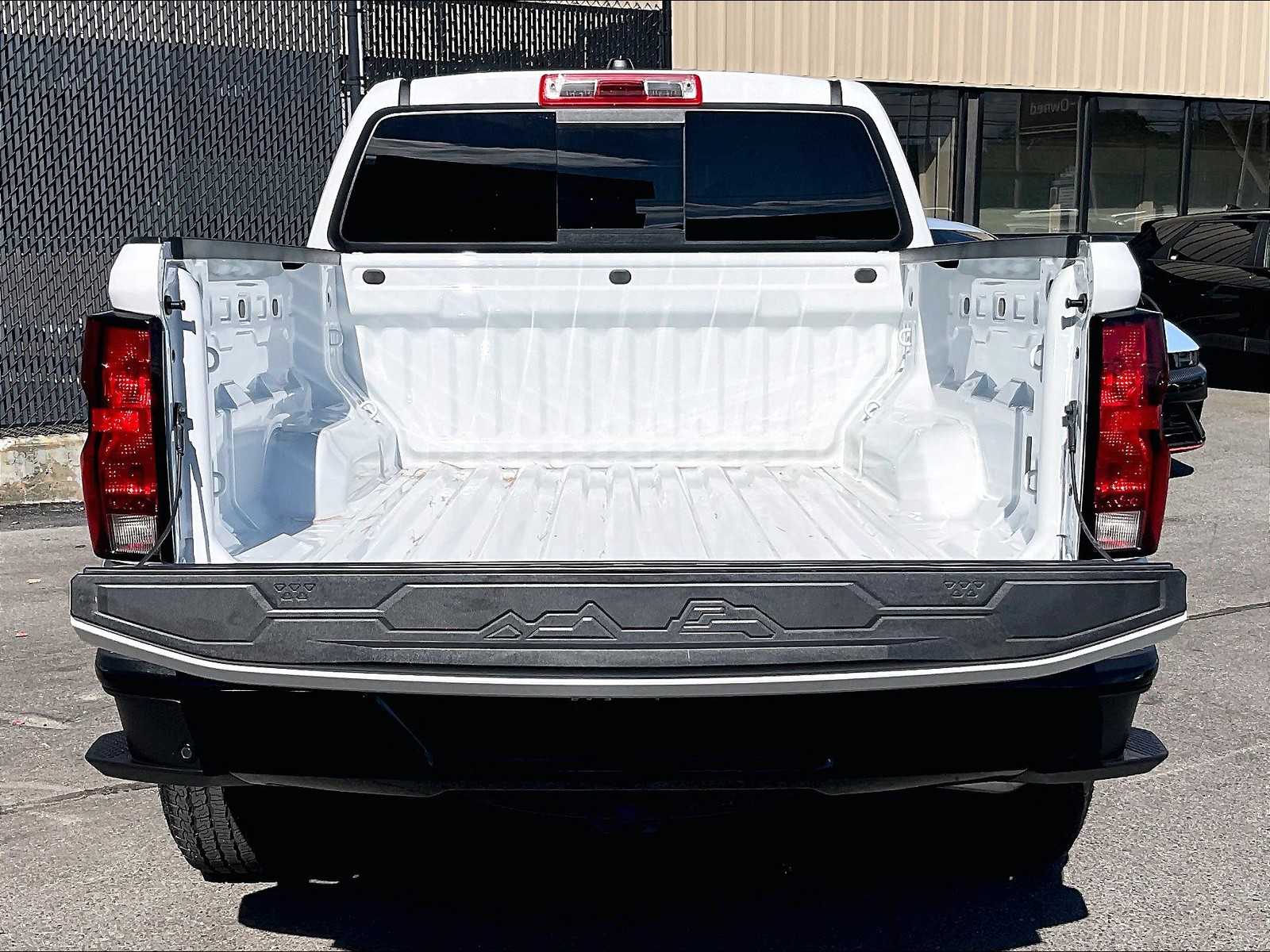2024 Chevrolet Colorado 4WD Trail Boss - Photo 30