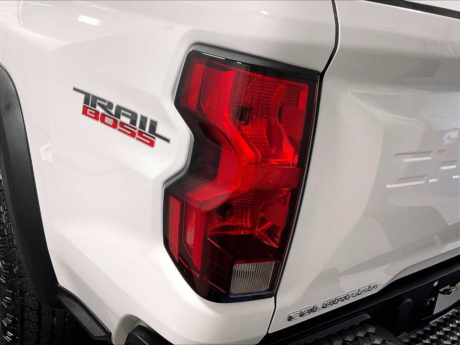2024 Chevrolet Colorado 4WD Trail Boss - Photo 33