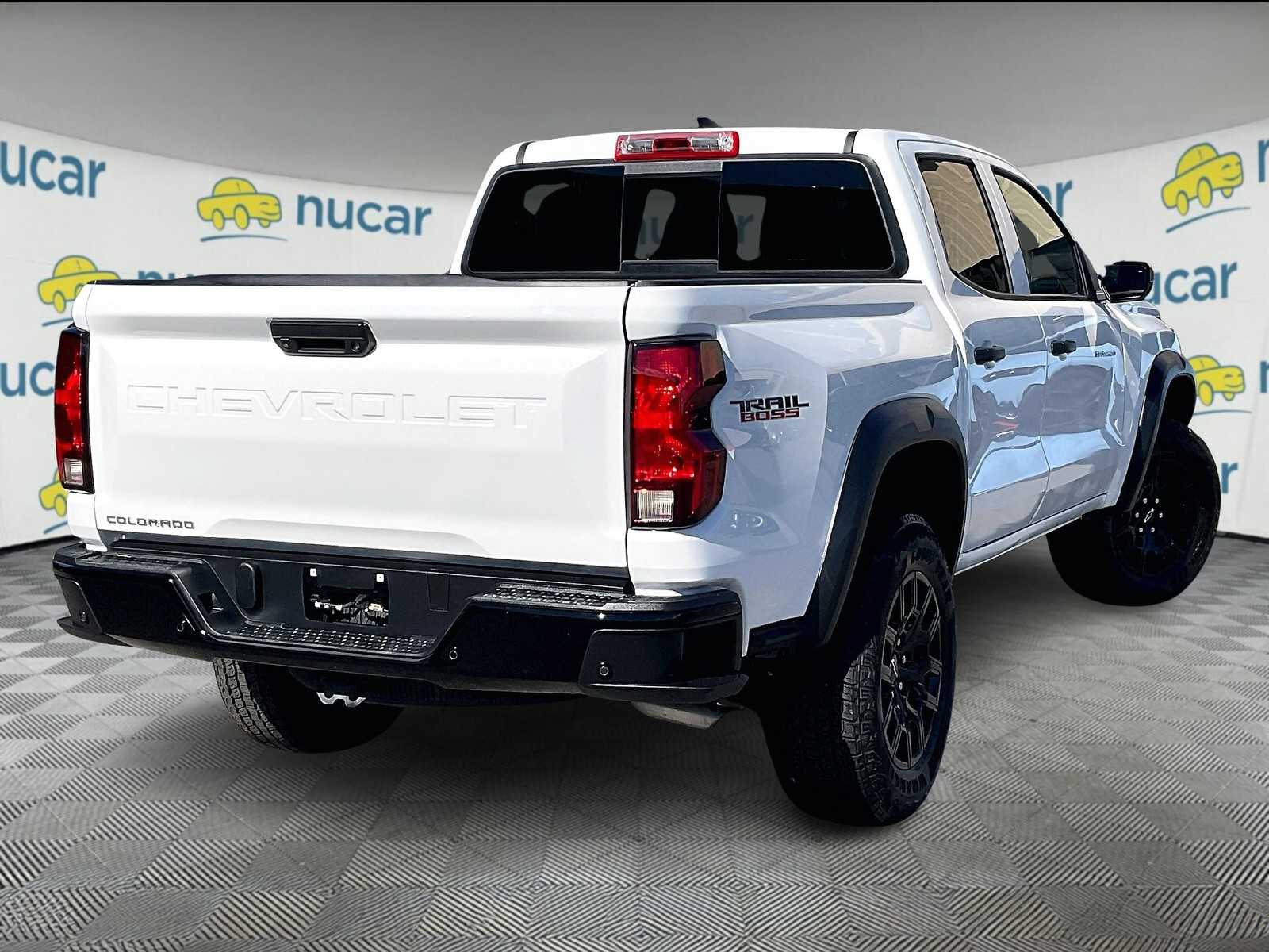2024 Chevrolet Colorado 4WD Trail Boss - Photo 6