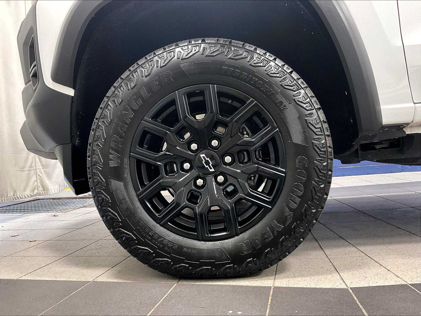 2024 Chevrolet Colorado 4WD Trail Boss - Photo 7