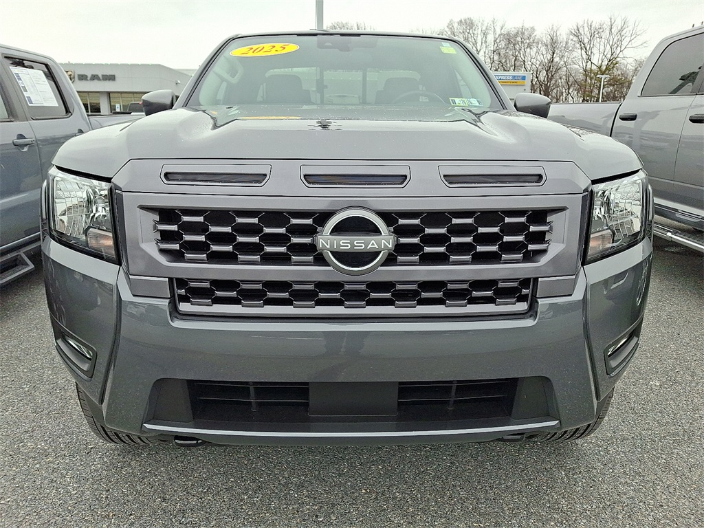 2025 Nissan Frontier SV - Photo 2