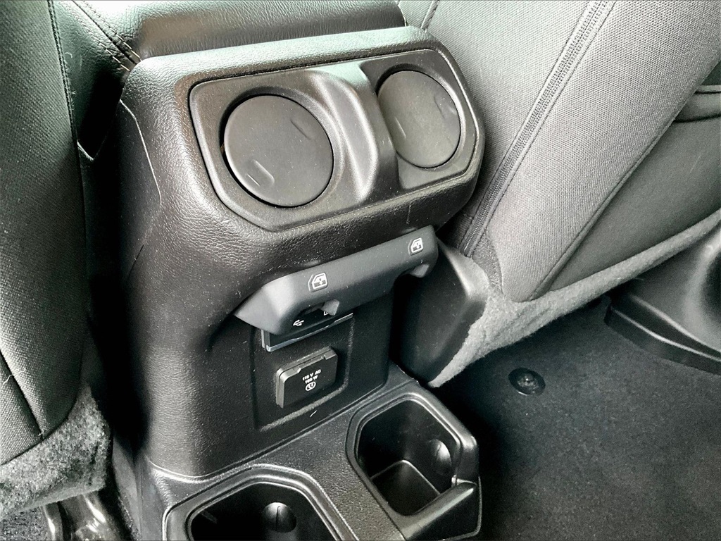 2019 Jeep Wrangler Unlimited Sahara - Photo 27