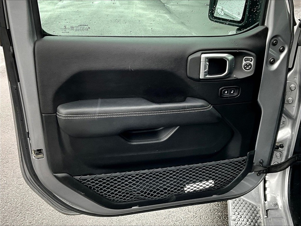 2019 Jeep Wrangler Unlimited Sahara - Photo 9