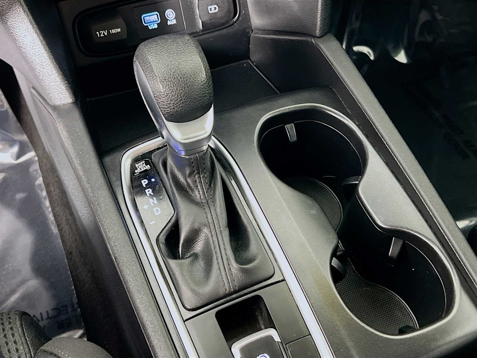 2019 Hyundai Santa Fe SE - Photo 16