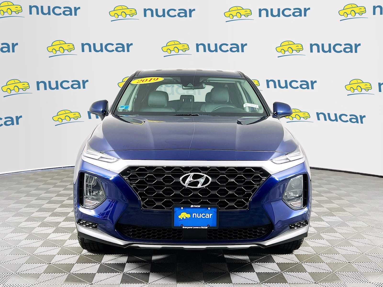 2019 Hyundai Santa Fe SE - Photo 2