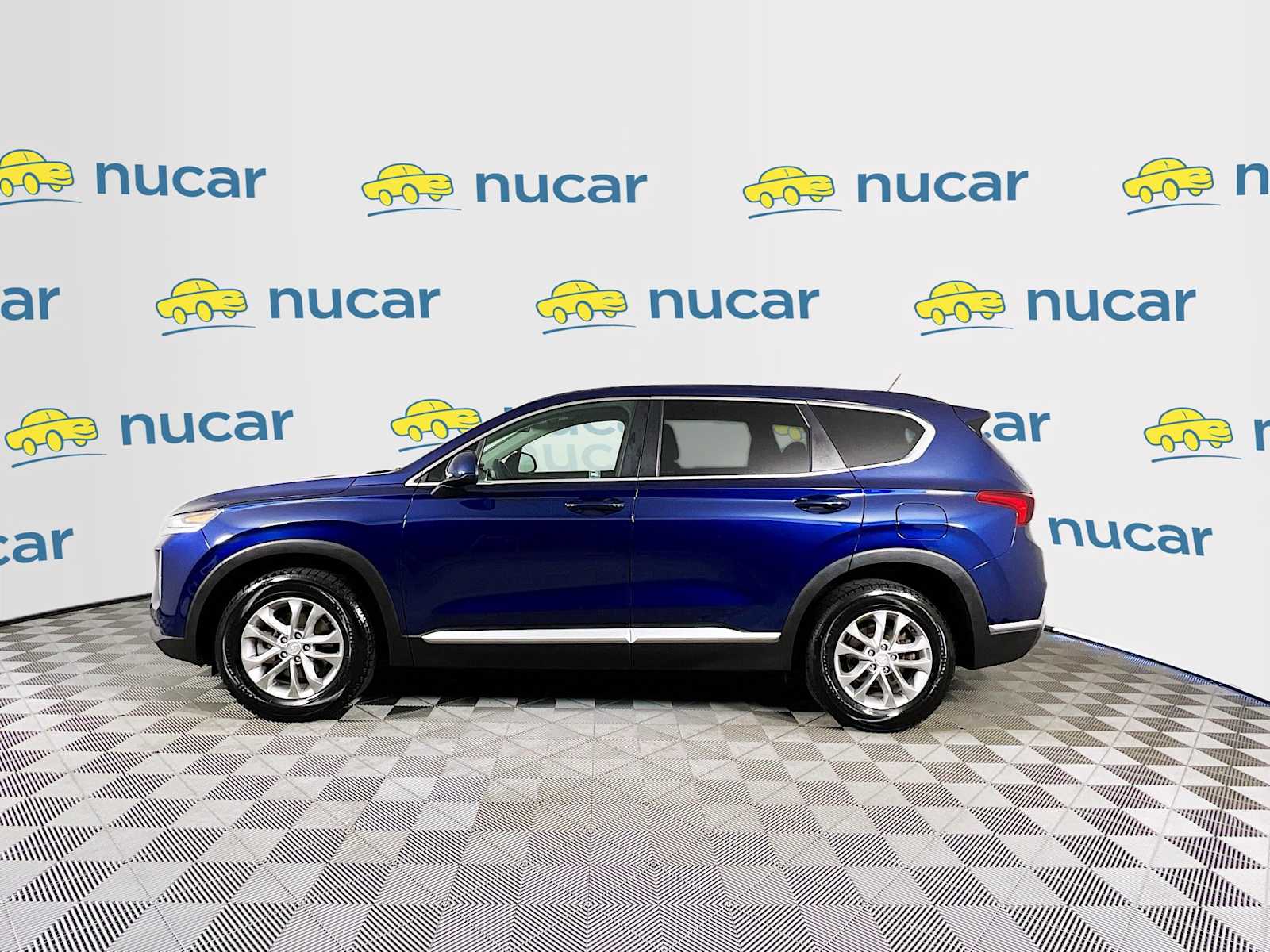2019 Hyundai Santa Fe SE - Photo 4