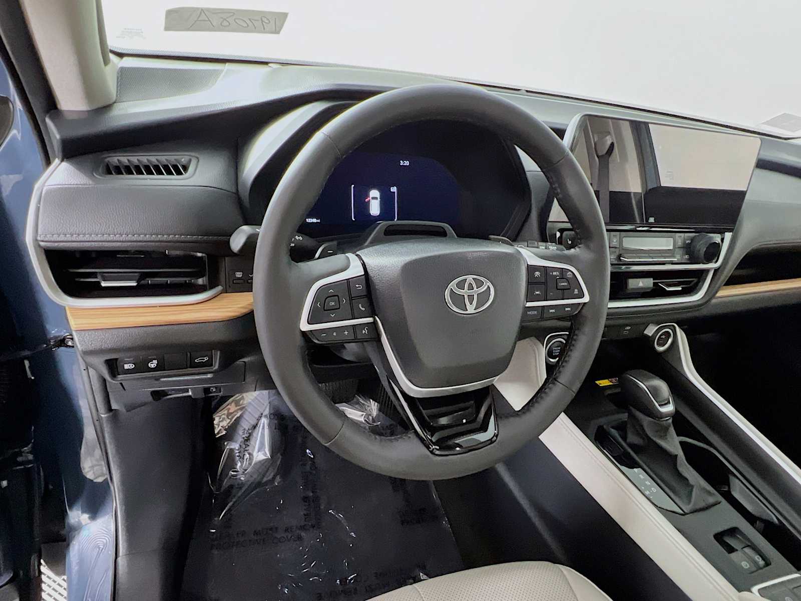 2024 Toyota Grand Highlander Platinum - Photo 11