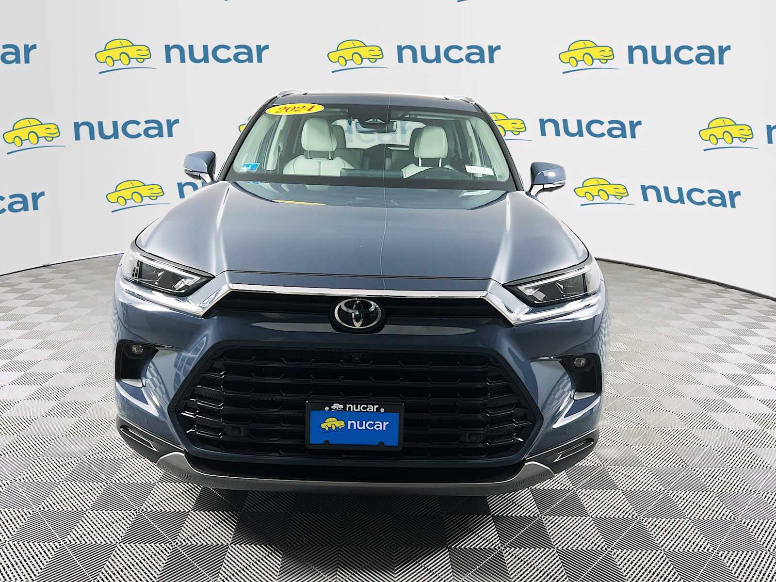 2024 Toyota Grand Highlander Platinum - Photo 2